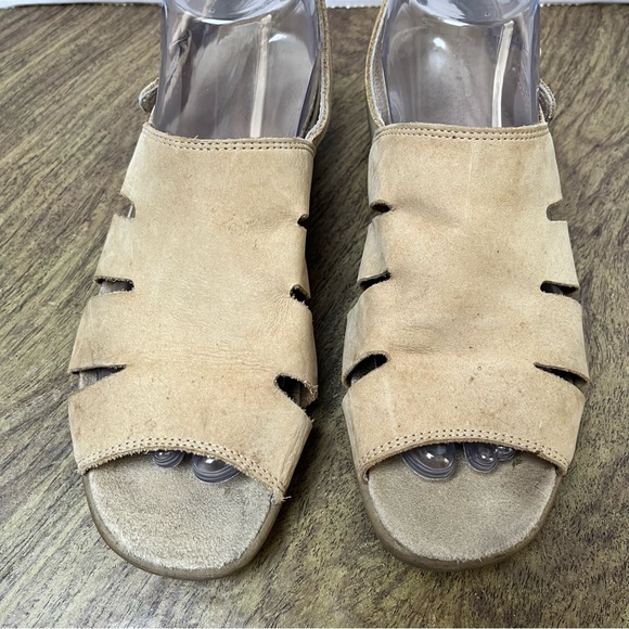 ECCO Beige Leather Wedge Sandals Size 39 - Picture 4 of 13